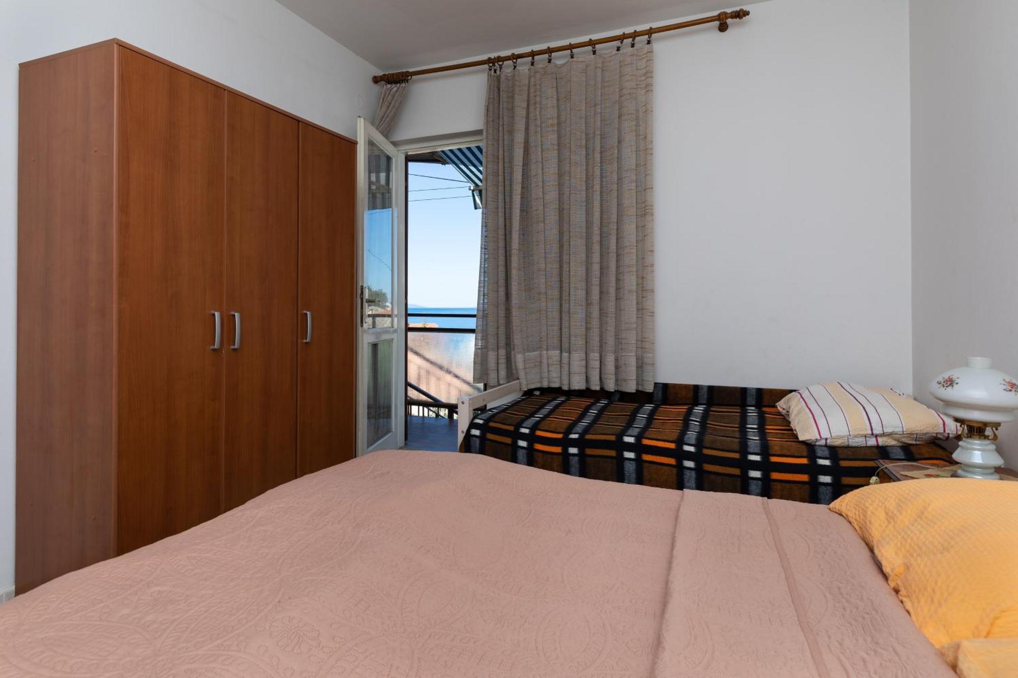 Apartments By The Sea Sumpetar, Omis - 9435 Zimmer foto